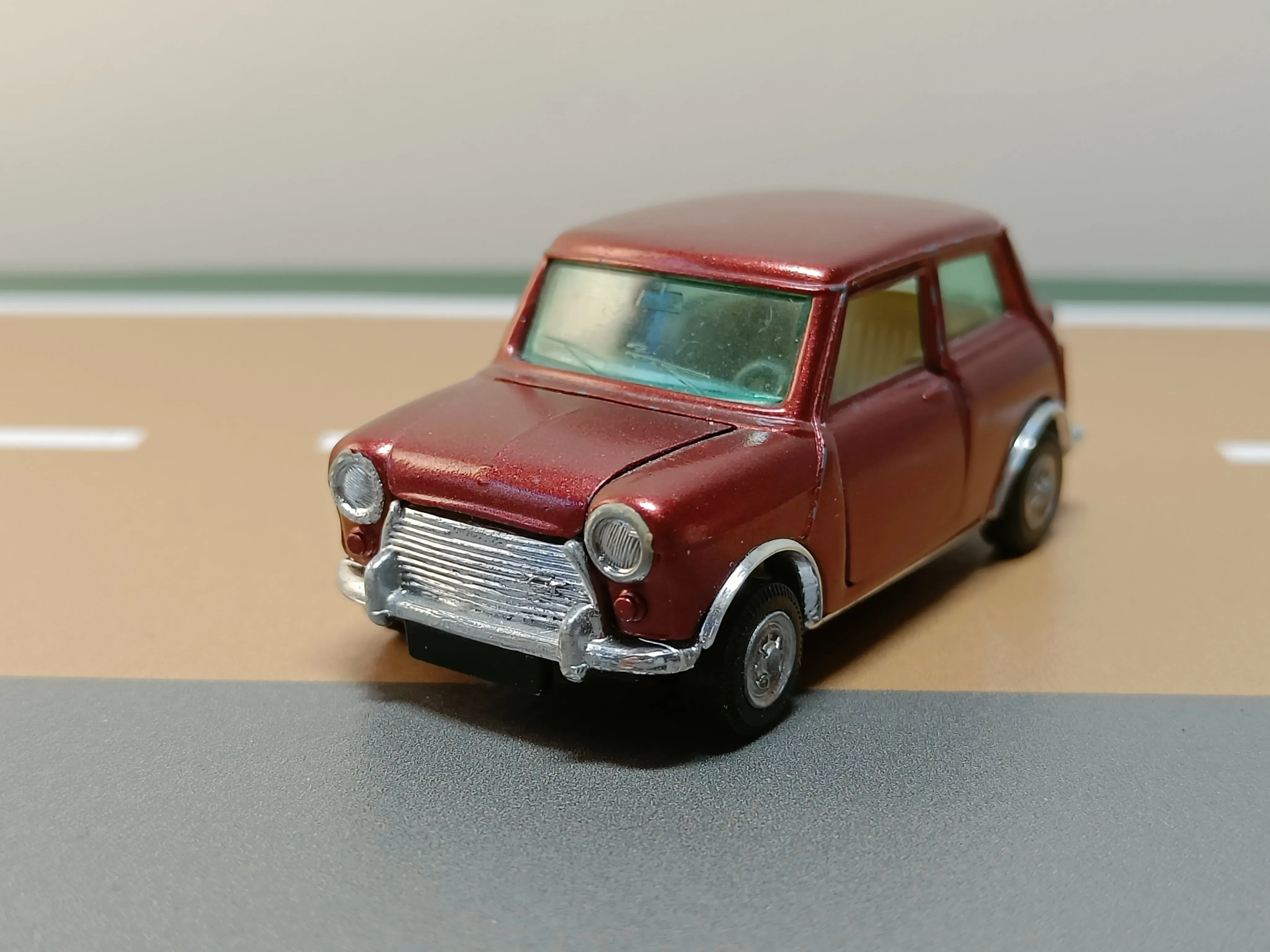 334 BMC Mini-Cooper Magnifique (Auto-Pilen copy)