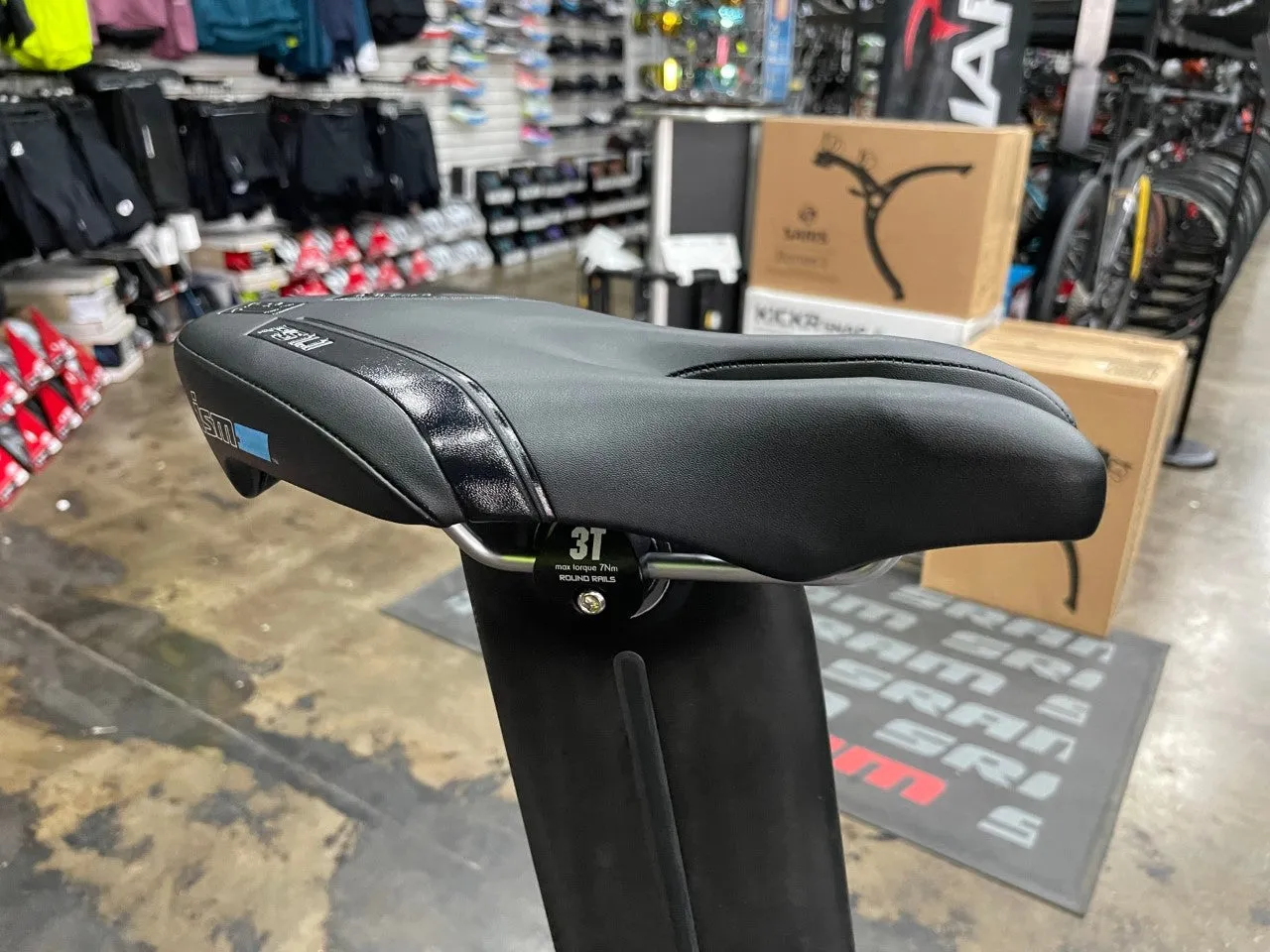 Felt IA 16 Rim Brake Shimano 105 11 Speed - Red 2018