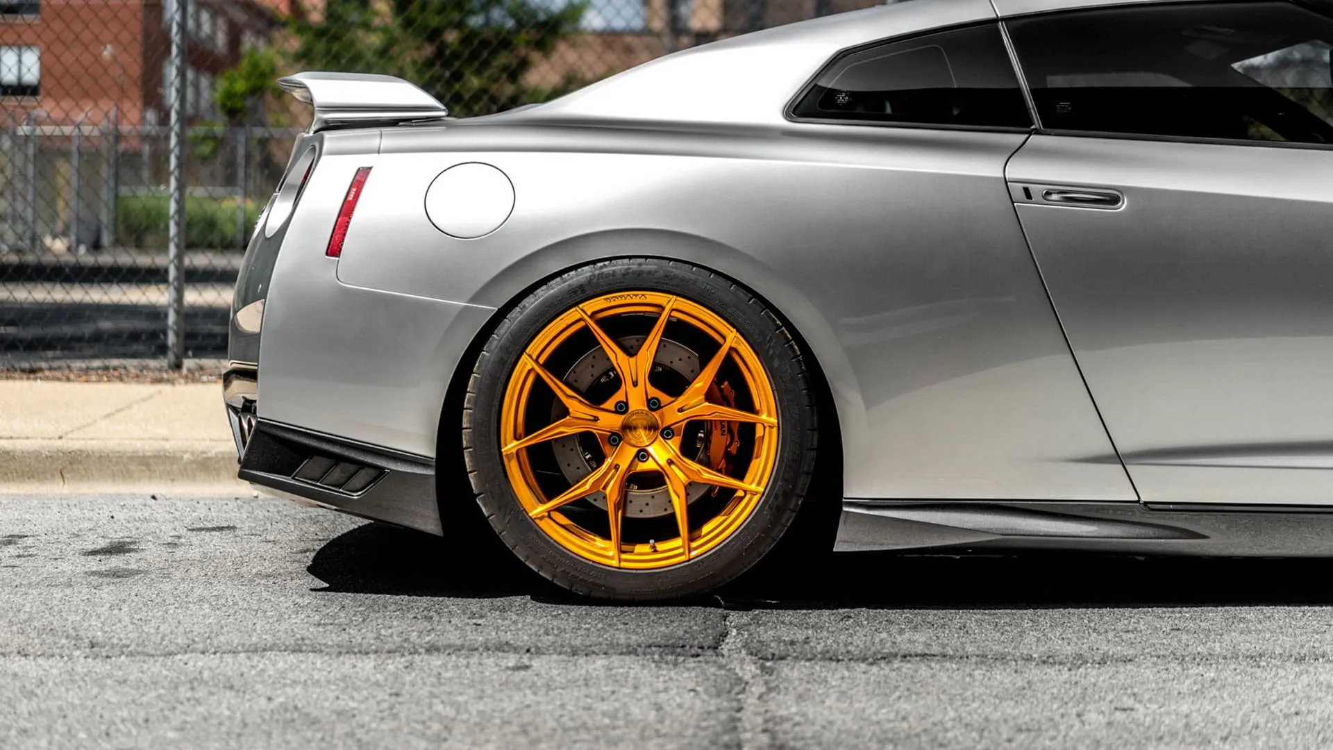Rohana RFX5 Cross Forged Wheels (20x11 5x120 28ET CB 74.1) Brushed Titanium / Matte Black / Gloss Gold